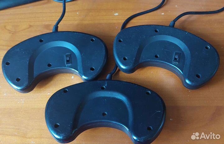 Sega mega drive геймпады