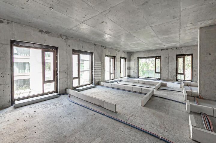 7-к. квартира, 303,8 м², 3/10 эт.