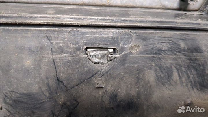 Решетка радиатора Iveco Daily 4, 2009