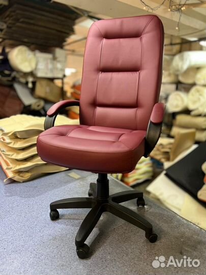 Компьютерное кресло