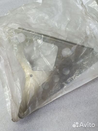 Косынка, опора рулевая левого лонжерона AC