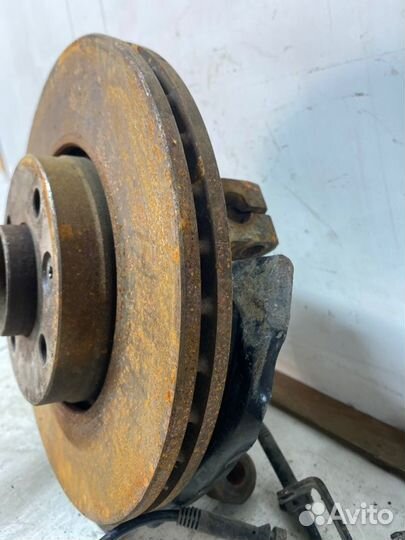 Кулак поворотный передний правый LADA X-Ray L8 K4M