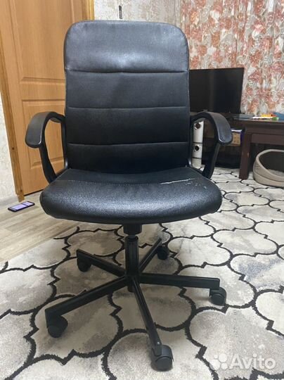 Компьютерное кресло