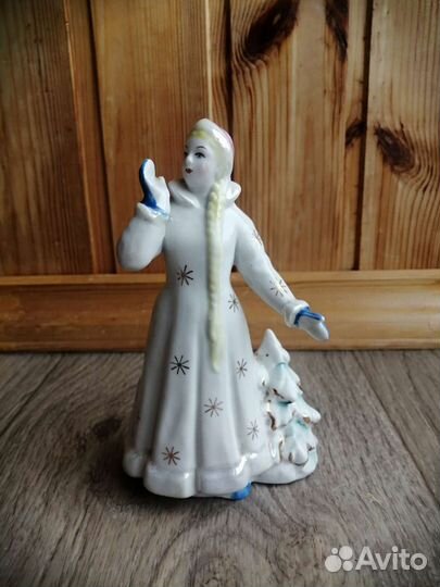 Статуэтка фарфоровая СССР дулево