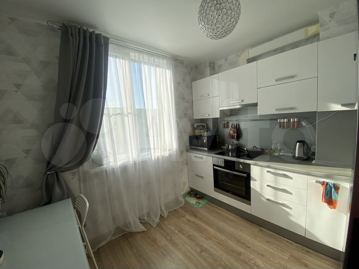 2-к. квартира, 53,8 м², 2/3 эт.