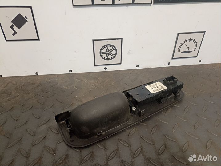 Блок управления стеклоподъемниками VW Passat B5