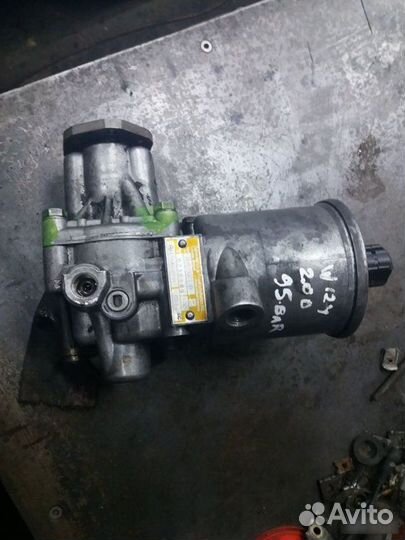 Насос гур Mercedes-Benz E-Class W124