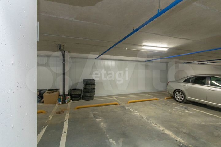 Машиноместо