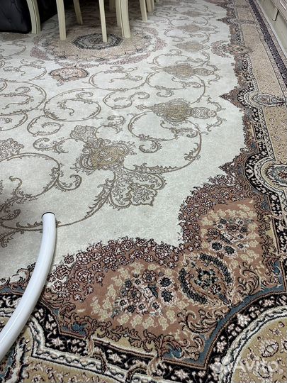 Ковер хорошом состаяние