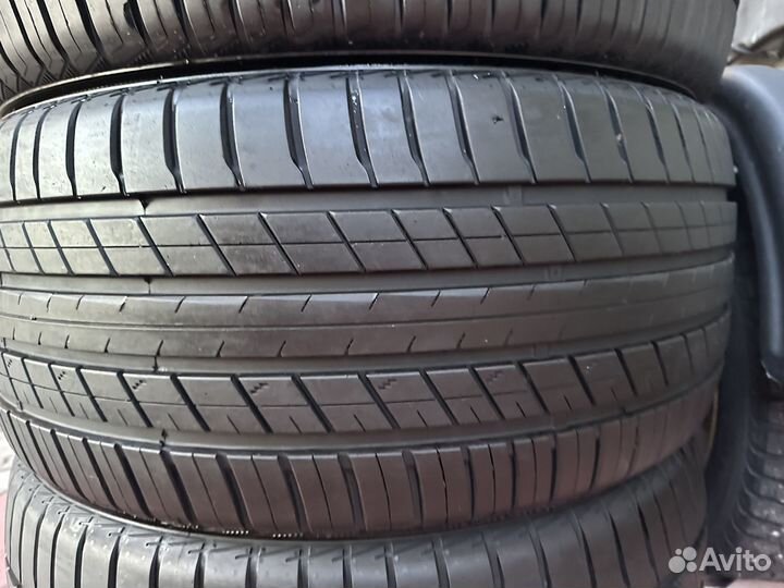 RoadX RXQuest SU01 275/40 R21 и 315/35 R21