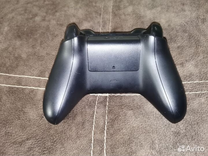 Геймпад xbox one оригинальный