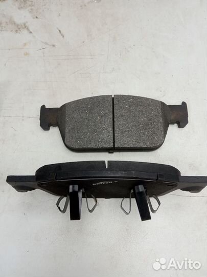 Тормозные колодки VW multiwan V