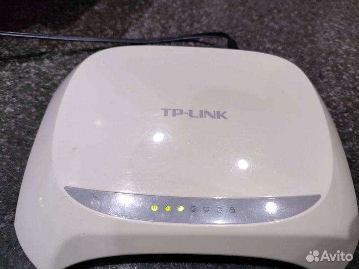 Маршрутизатор TP-link TL-WR720N