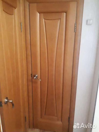 Дверь входная деревянная бу