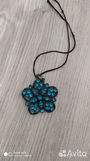 Кулон объемный