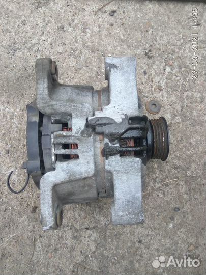 Генератор на Опель Корса D 2008 год