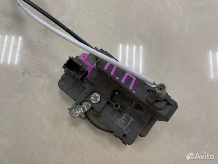 Замок боковой двери передний правый Opel Astra G