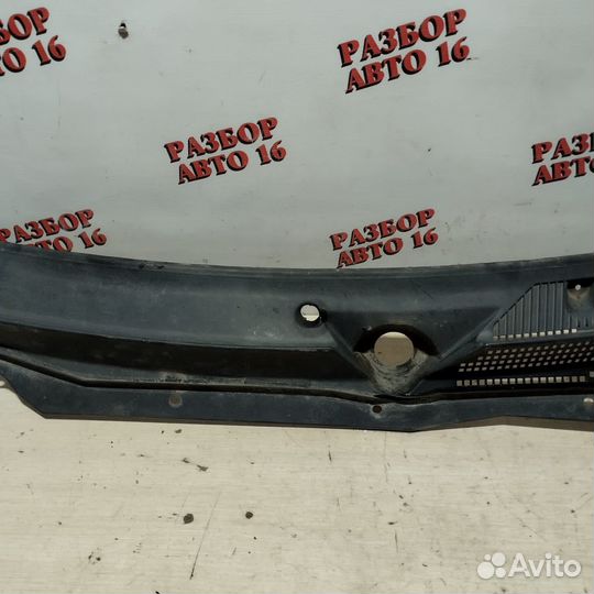 Жабо Nissan Almera N16