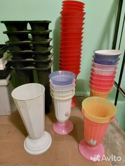 Вазы для цветов, горшки для цветов и рассады