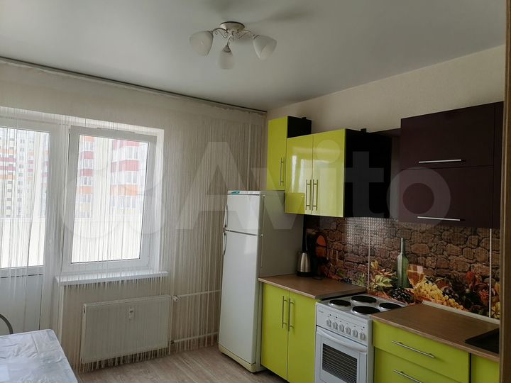 1-к. квартира, 37 м², 13/17 эт.
