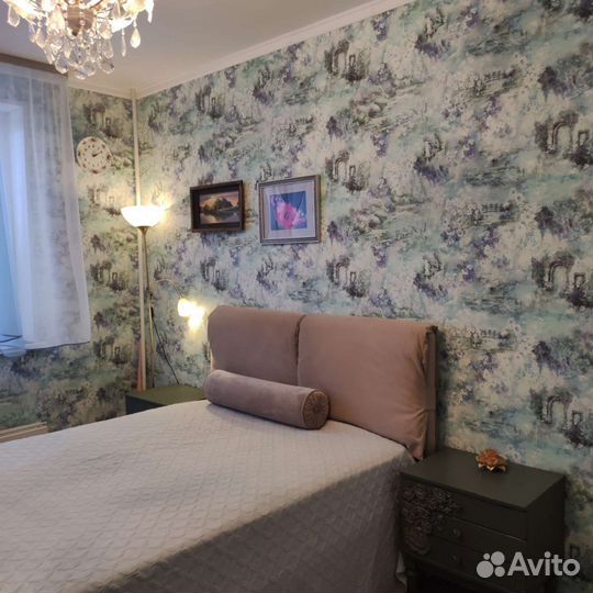 Тумбы прикроватные дерево массив комод