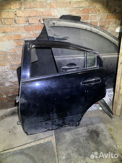 Mitsubishi galant 9 дверь задняя левая