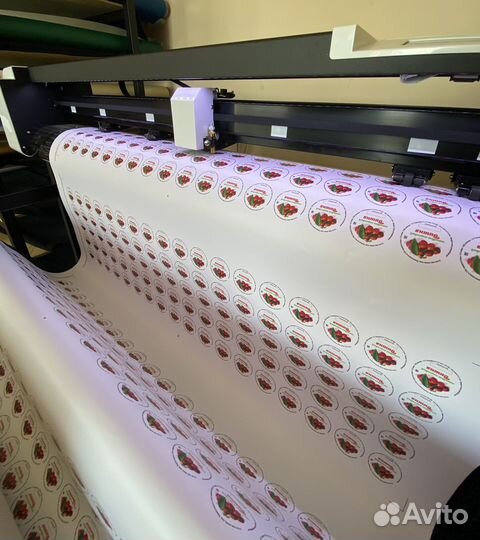 Печать этикеток/ самоклеящиеся наклейки