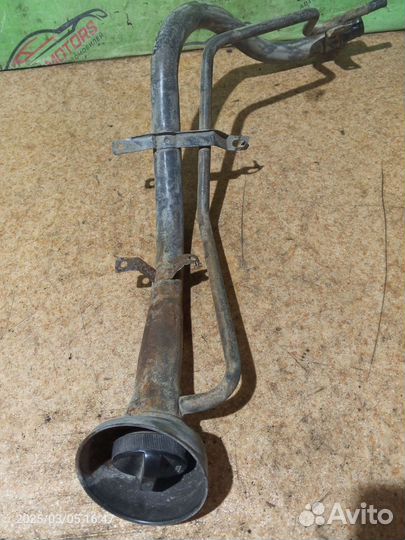 Горловина топливного бака Nissan Cefiro A32 VQ20