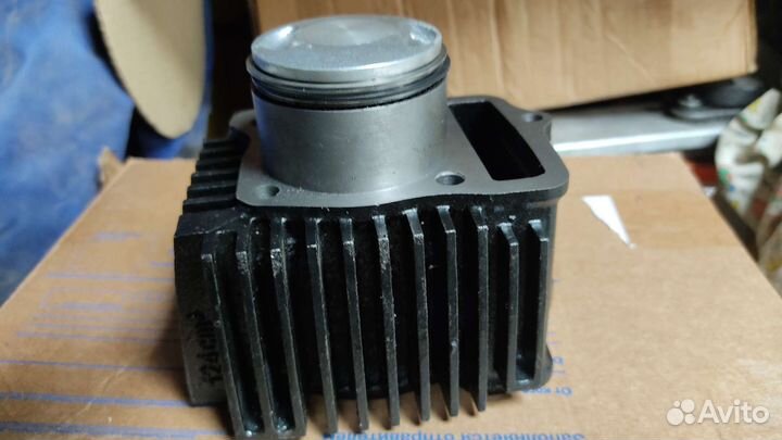 Цилиндро поршневая группа на пидбайк