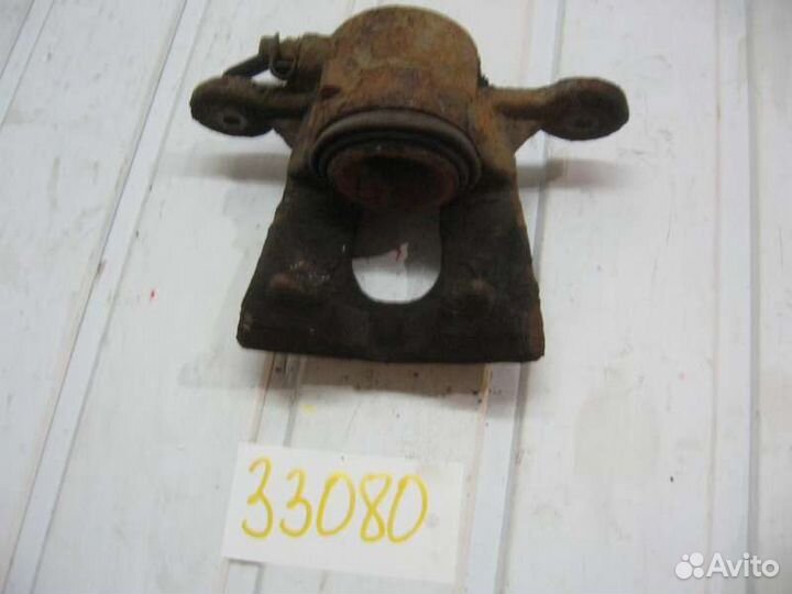 Суппорт передний правый BMW 1-серия E87 / E81 2004