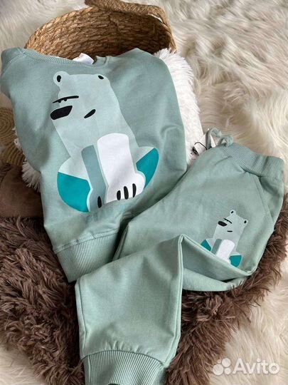 Костюм детский Zara (116 p-p)