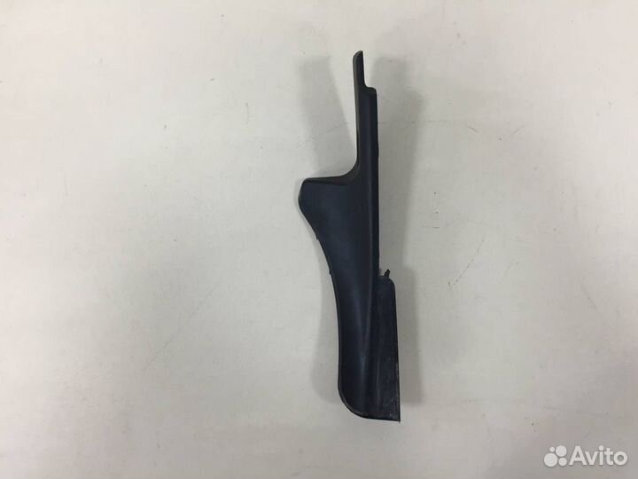 Накладка лобового стекла Renault Sandero 2009-2014