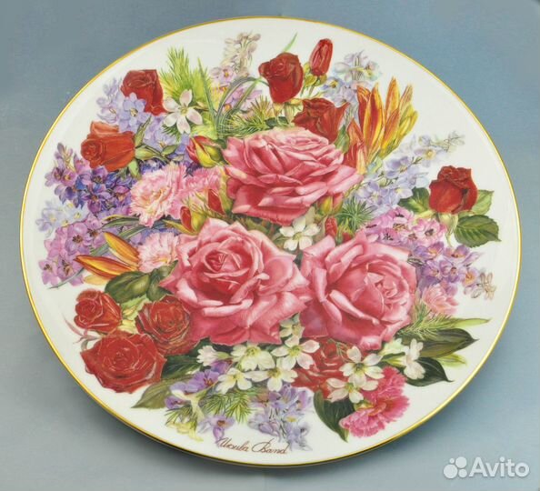 Настенная тарелка 