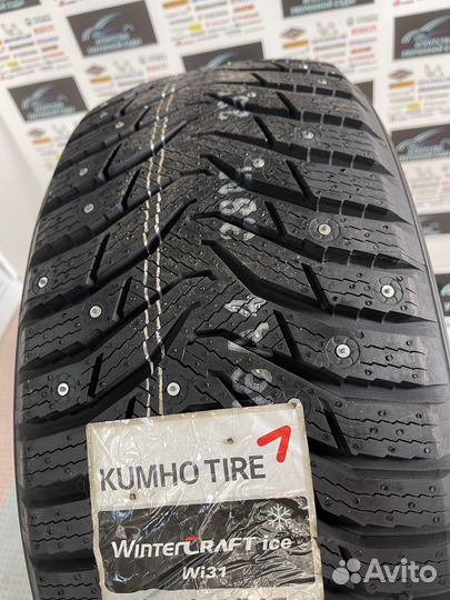 Kumho WinterCraft Ice WI31 225/40 R19 93T