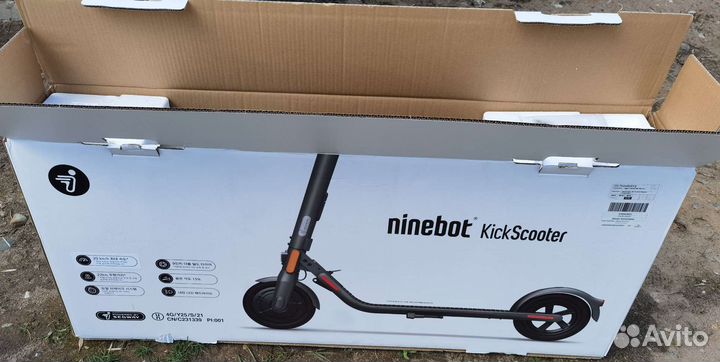 Электросамокат Ninebot Kickscooter E22 новый