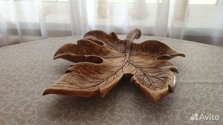 Конфетница (резьба по дереву)