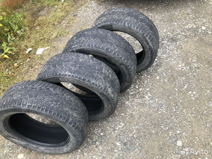 Continental IceContact 2 SUV 235/55 R17 T