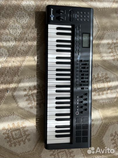 M audio Axiom 49 миди клавиатура