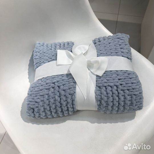 Плюшевый плед в коляску