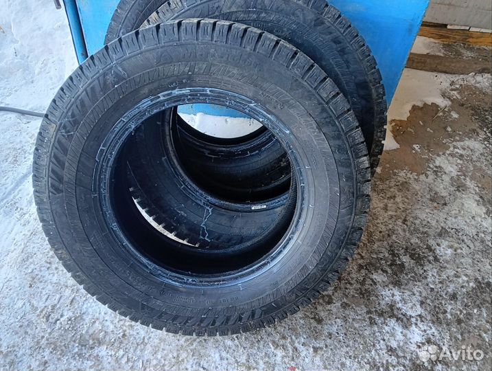 Matador MPS 500 Sibir Ice Van 215/75 R16C