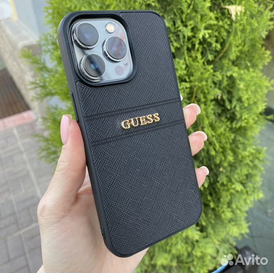 Чехол накладка Guess на iPhone 14/13