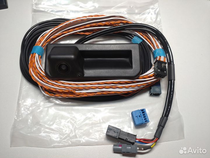 Камера заднего вида с омывателем VAG 8W8827566E