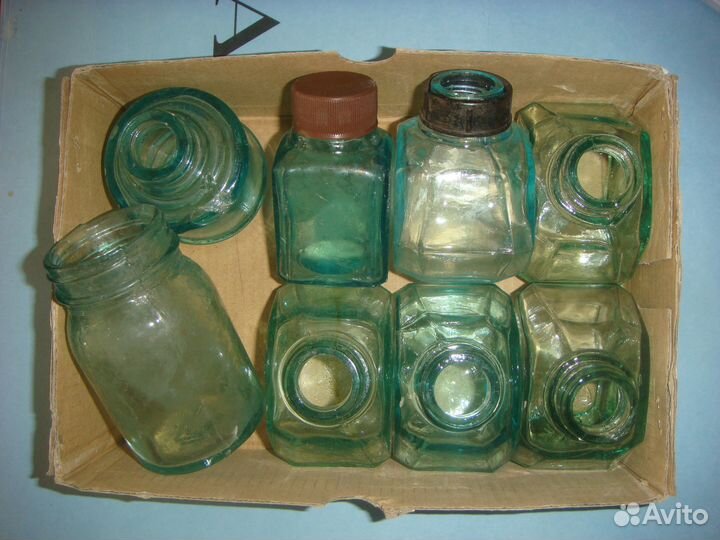 Баночки и бутылочки, пузырьки (стекло, вр.ссср)