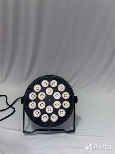 Led par LED Bar в аренду. Rgbw прожектор