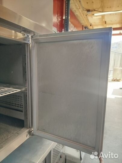 Морозильный стол