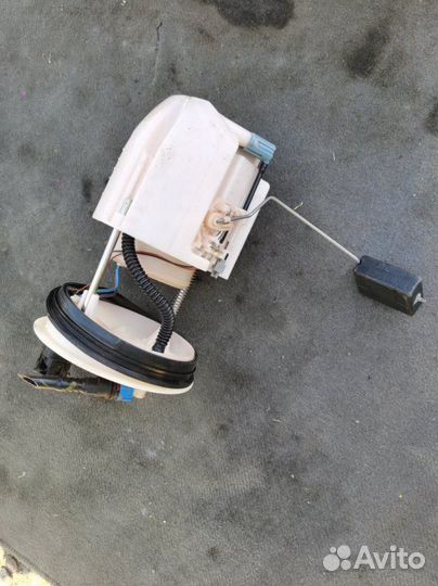 Топливный насос Mazda Demio DY