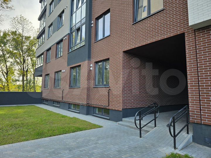 2-к. квартира, 83 м², 9/9 эт.