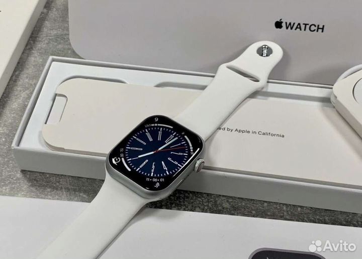 Apple Watch 8 с оригинальной коробкой