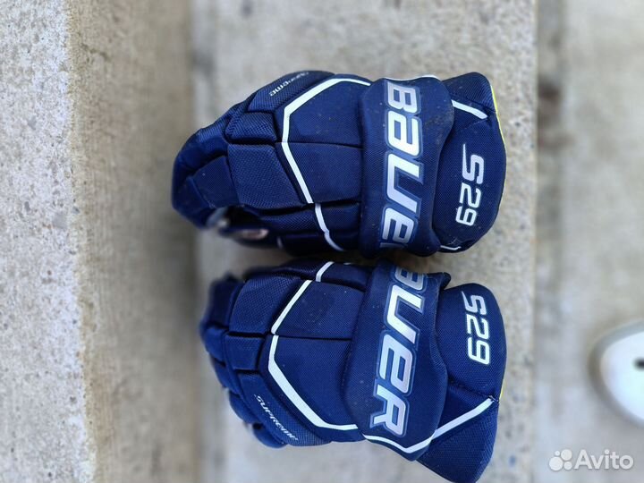 Продаю хоккейную форму бу