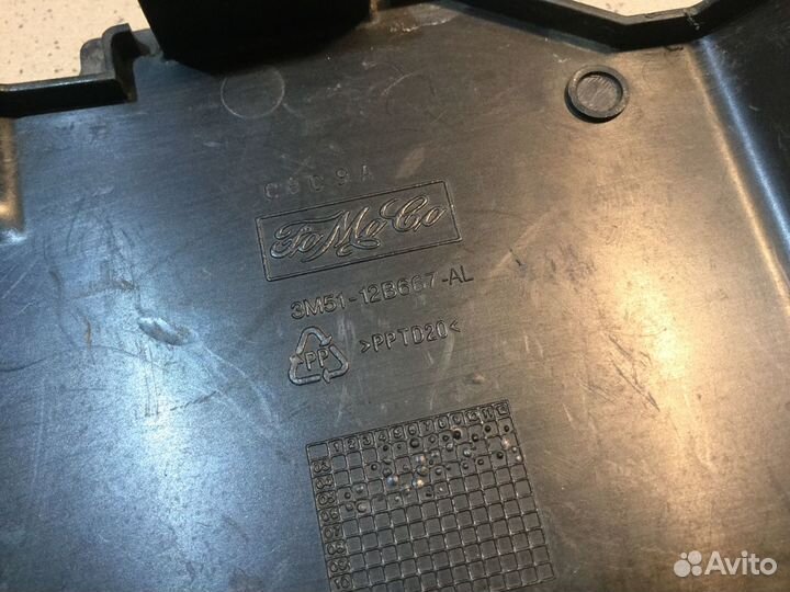 Крышка Блока управления двигателем Форд Фокус ll